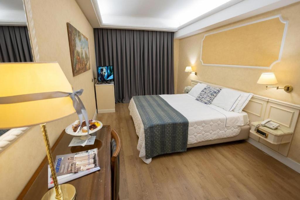 Hotel I Gigli Nola Zewnętrze zdjęcie