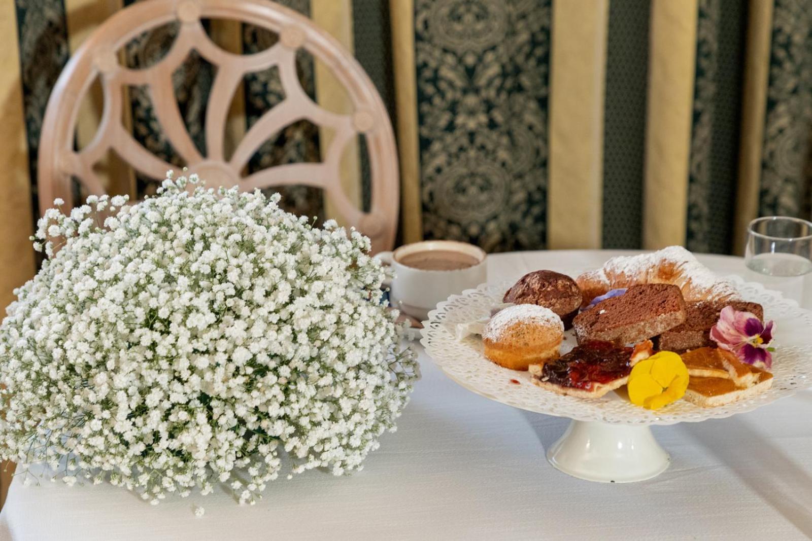 Hotel I Gigli Nola Zewnętrze zdjęcie