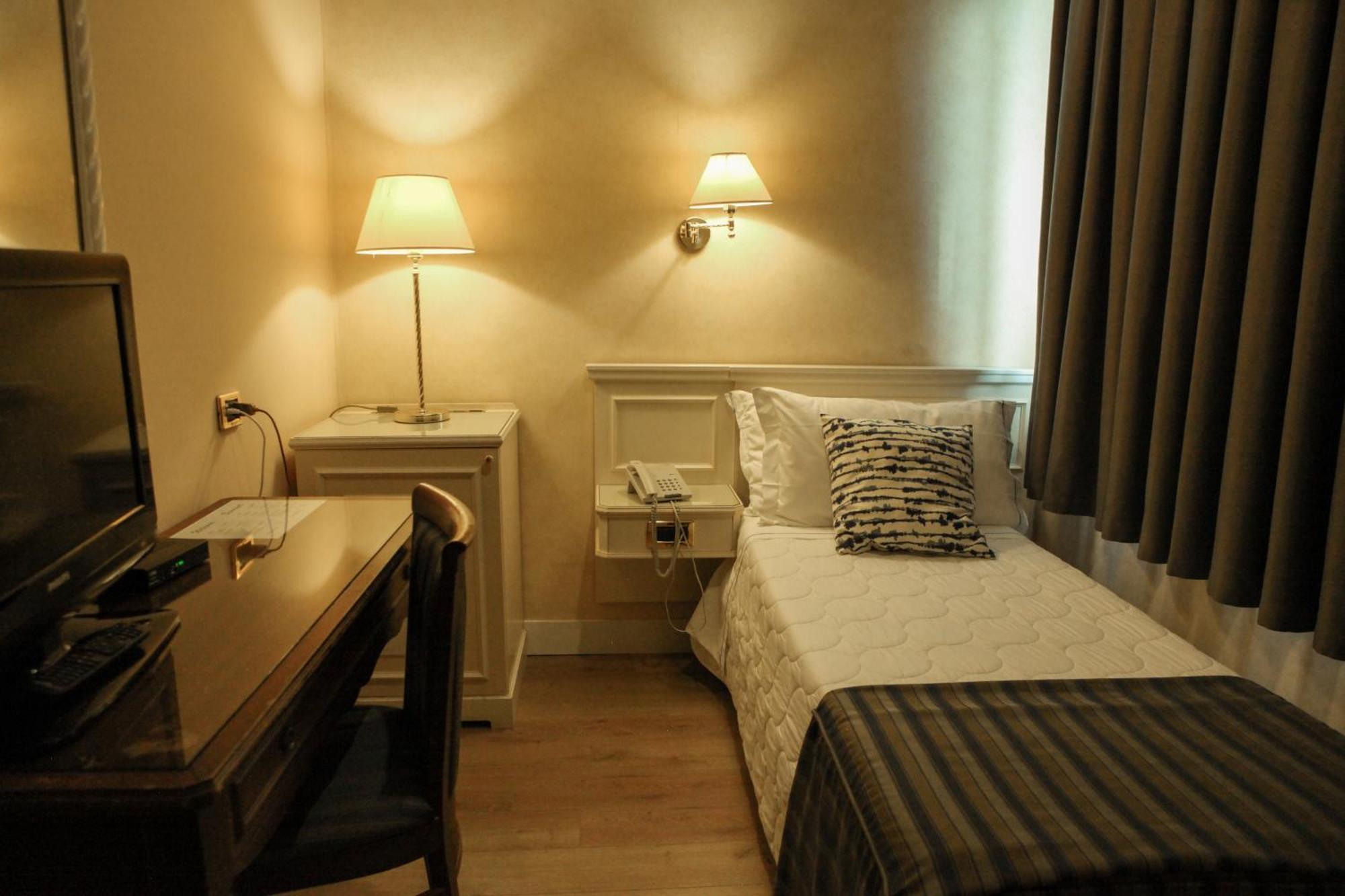 Hotel I Gigli Nola Zewnętrze zdjęcie